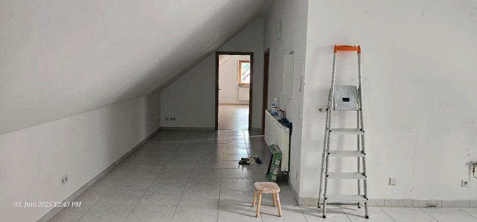 Dachgeschoßwohnung Cadolzburg - 2 Zimmer, 77 m&sup2;, 930&euro; | Angebot:26567487