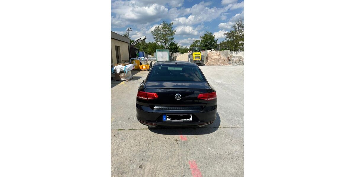 VW Passat 142.000 km 15.200 &euro; Fürth 90765
