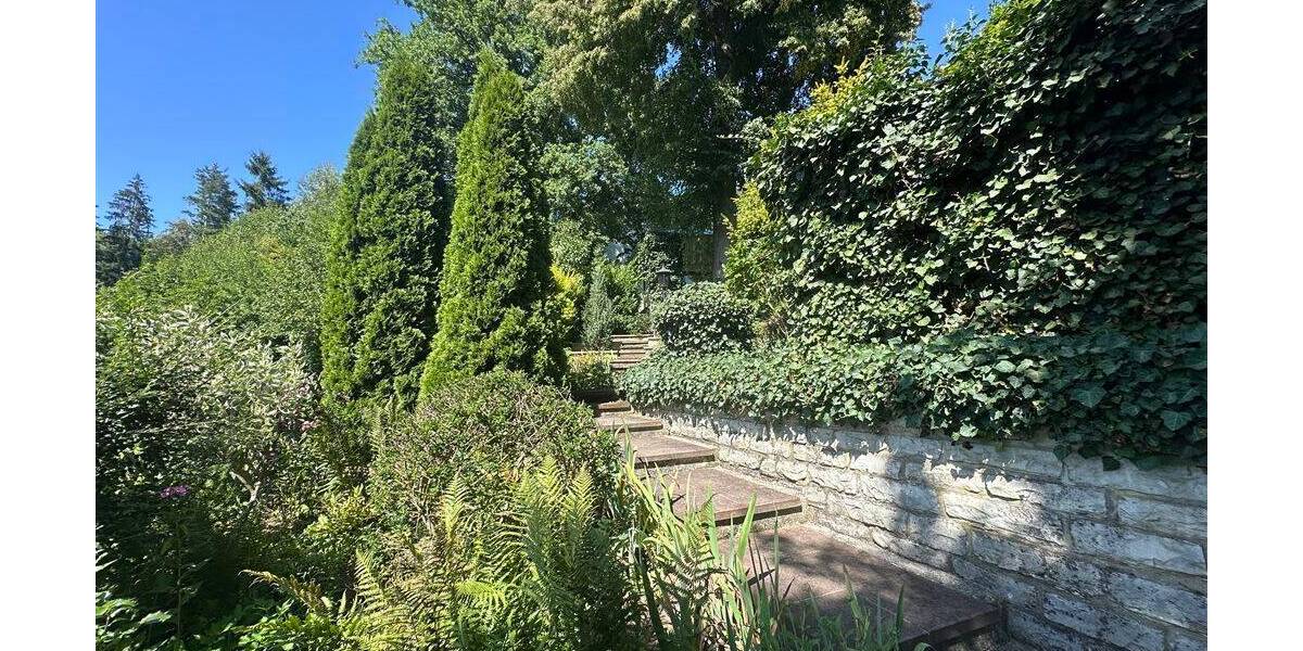 Einfamilienhaus Burgthann - 5 Zimmer, 160 m&sup2;, 699.000&euro; | Angebot:25689603