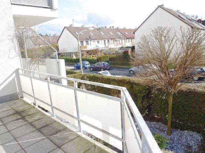 Etagenwohnung Nürnberg Eibach - 3 Zimmer, 98 m&sup2;, 1.300&euro; | Angebot:25695527