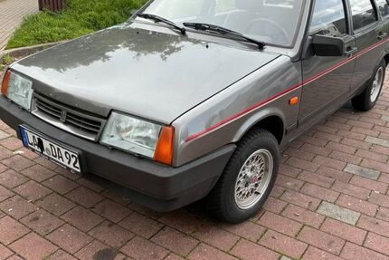 Lada Samara 20.103 km 2.345 &euro; Burgthann 90559
