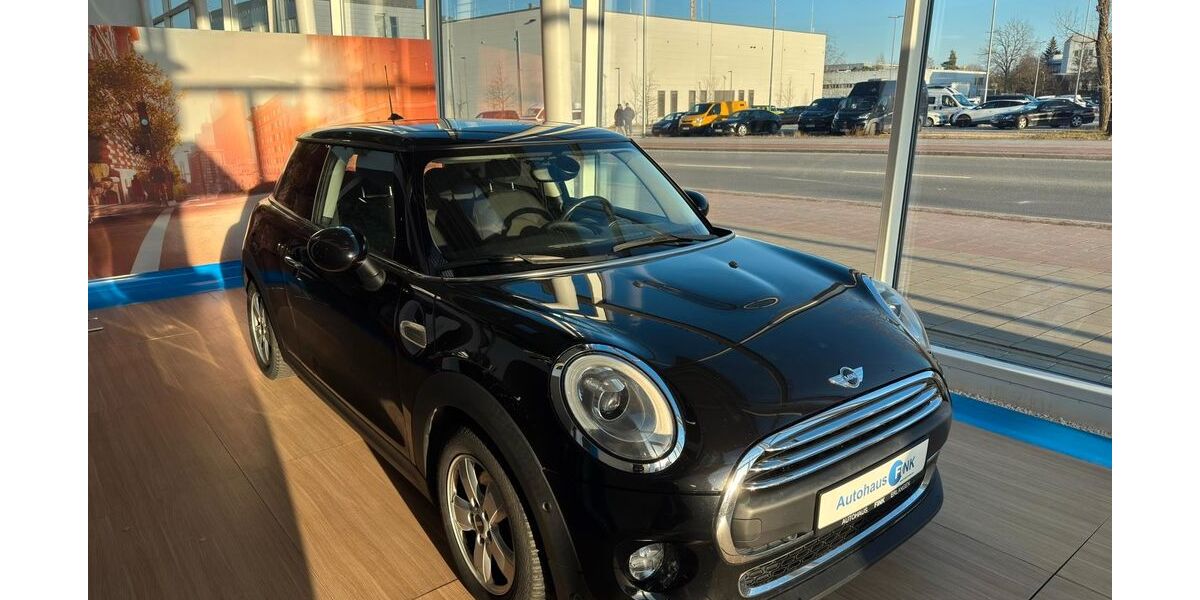 Mini ONE 99.536 km 10.900 &euro; Erlangen 91058