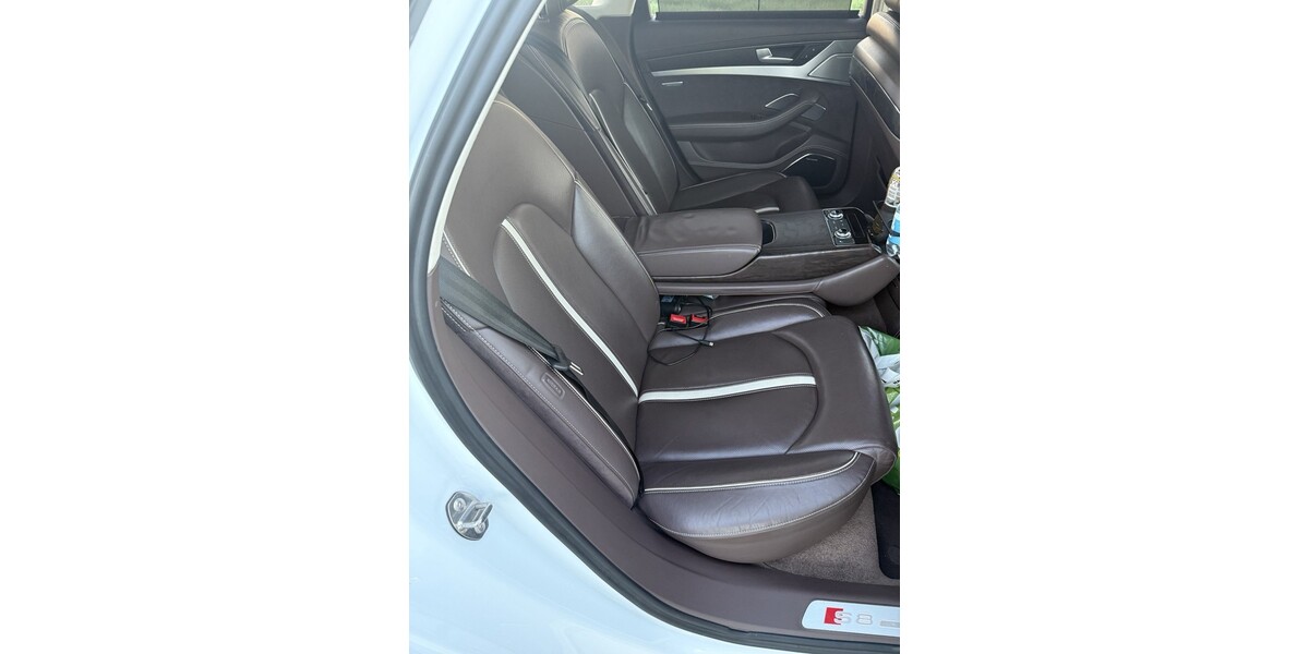 Audi S8 268.000 km 30.000 &euro; Nürnberg 90403