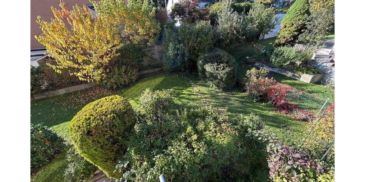 Einfamilienhaus Erlangen Stadtrandsiedlung - 7 Zimmer, 178 m&sup2;, 595.000&euro; | Angebot:25771963