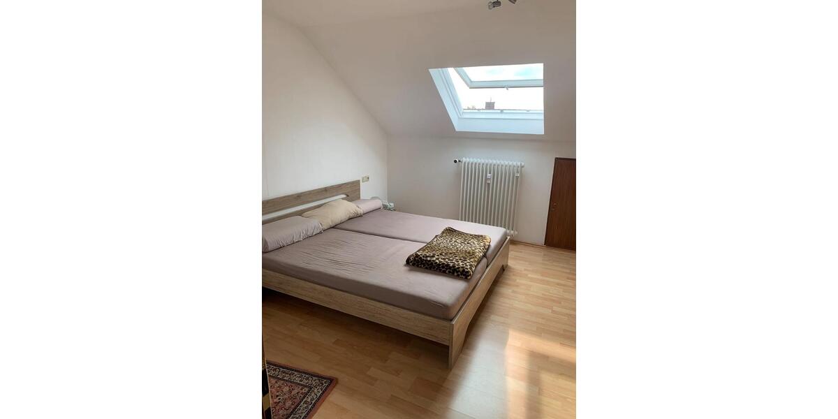 Dachgeschoßwohnung Poxdorf - 2 Zimmer, 65 m&sup2;, 770&euro; | Angebot:25175806