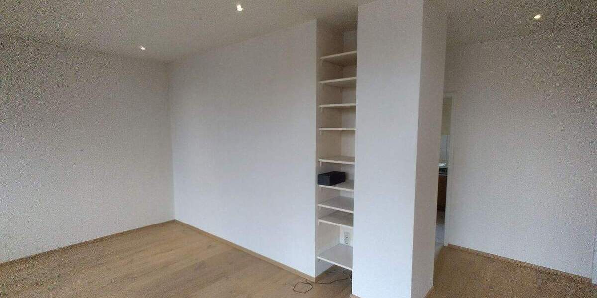 Etagenwohnung Nürnberg Neuröthenbach - 2 Zimmer, 69 m&sup2;, 198.000&euro; | Angebot:25877480