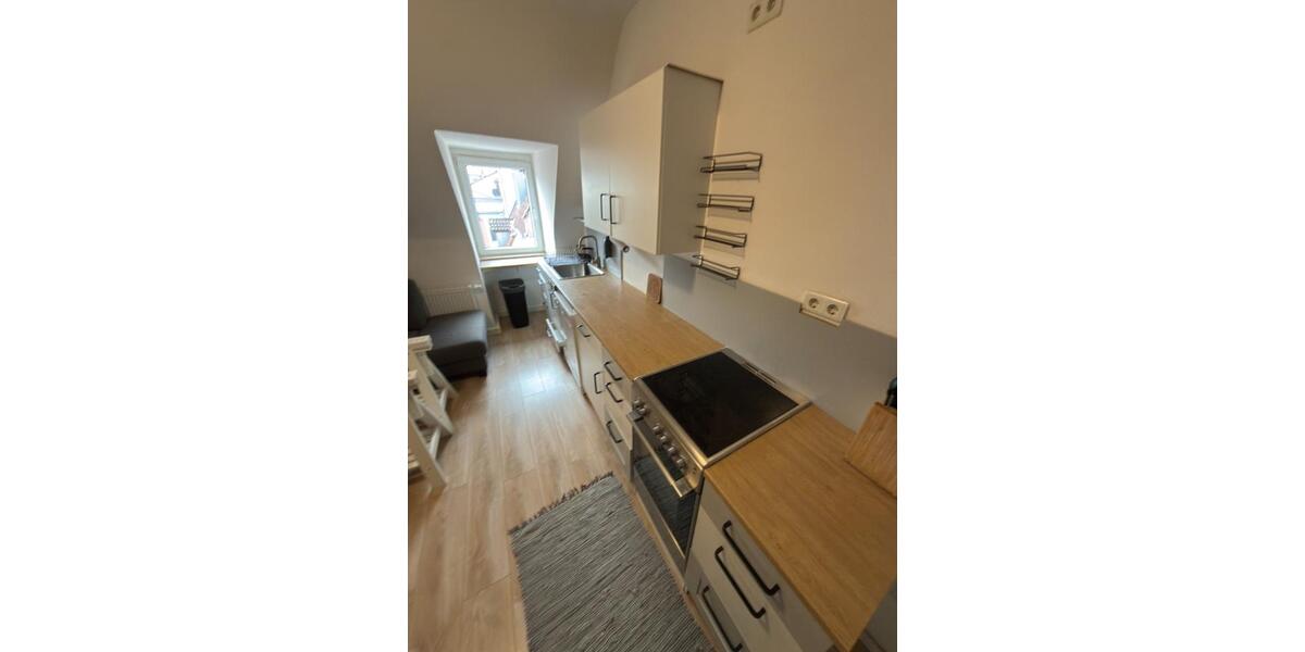 Etagenwohnung Nürnberg Gibitzenhof - 3 Zimmer, 80 m&sup2;, 700&euro; | Angebot:25650920