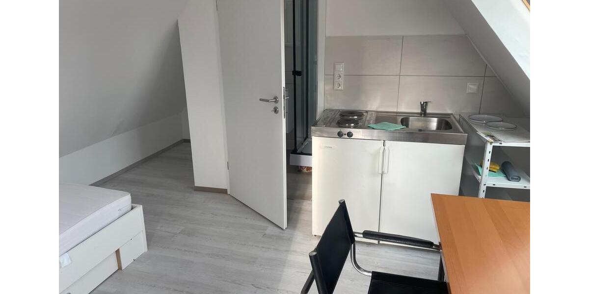 Dachgeschoßwohnung Buckenhof - 1 Zimmer, 20 m&sup2;, 620&euro; | Angebot:26614881