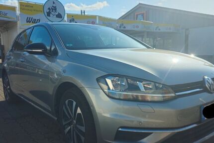 VW Golf 92.500 km 13.300 &euro; Nürnberg 90441