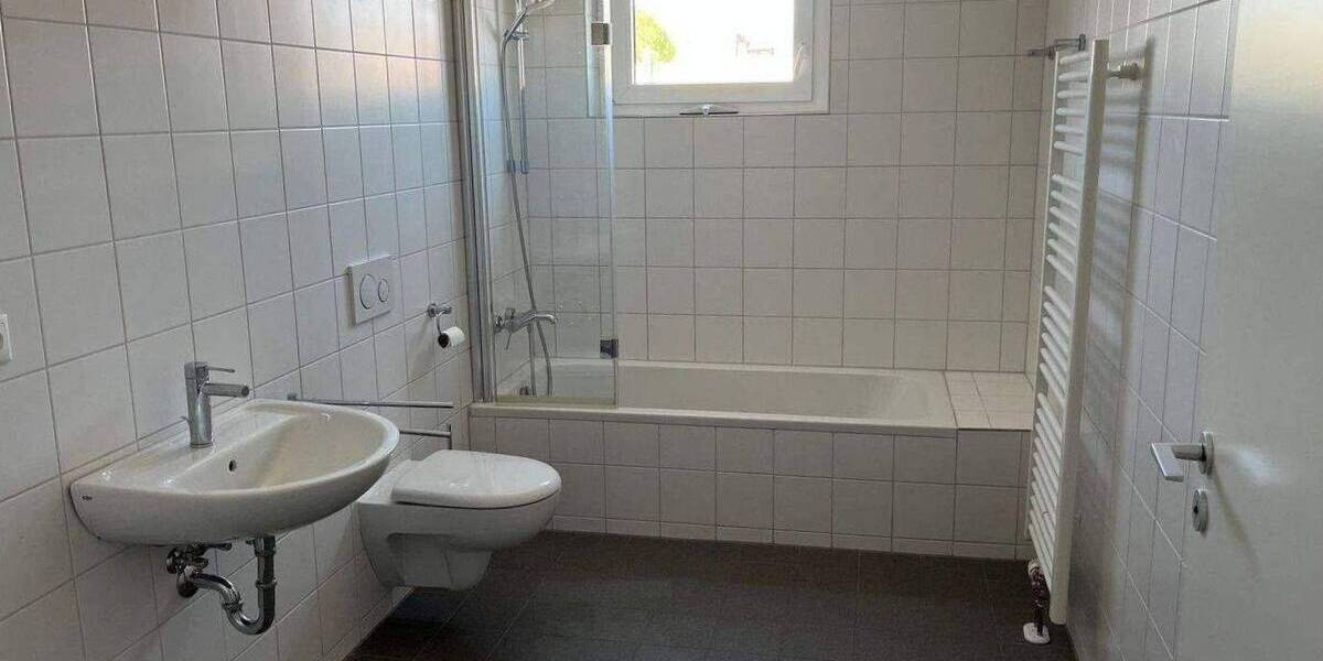 Etagenwohnung Fürth Südstadt - 2 Zimmer, 73 m&sup2;, 895&euro; | Angebot:26833326