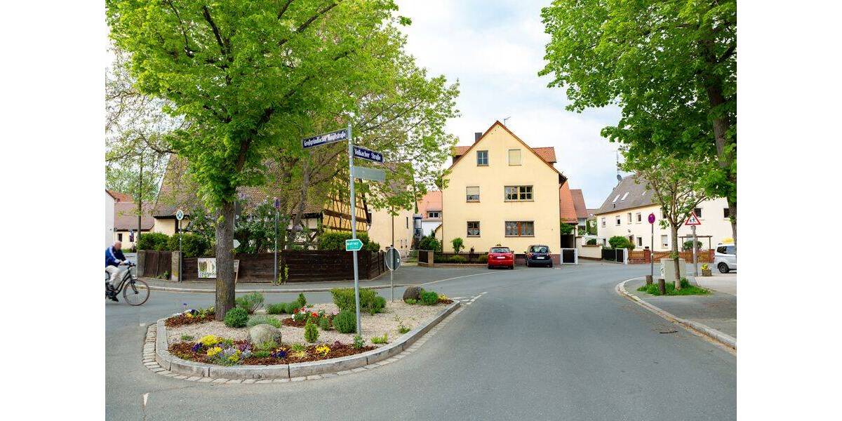 Terrassenwohnung Nürnberg Großgründlach - 4 Zimmer, 105 m&sup2;, 722.691&euro; | Angebot:26787345
