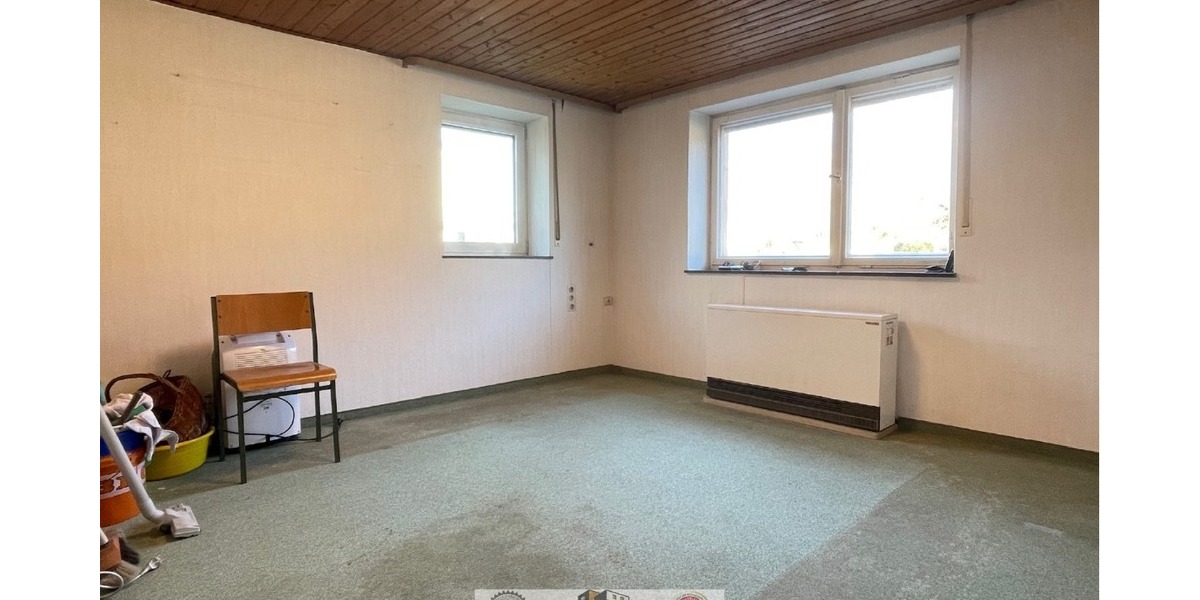 Großes Haus mit Scheune, Garage, Schuppen, Garten, sofort frei. Für Handwerker, Bastler, Sparfüchse - Bauernhaus, Landhaus Eckental Frohnhof | Angebot:25364269