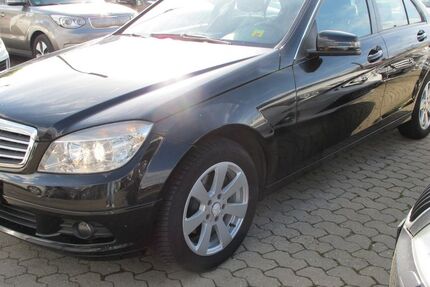 Mercedes-Benz C 200 299.000 km 4.990 &euro; Nürnberg 90439