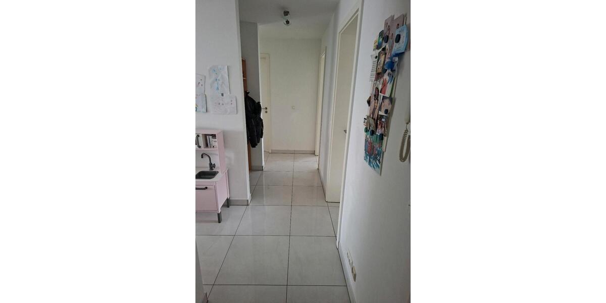 Etagenwohnung Nürnberg Gibitzenhof - 3 Zimmer, 90 m&sup2;, 1.350&euro; | Angebot:25904039