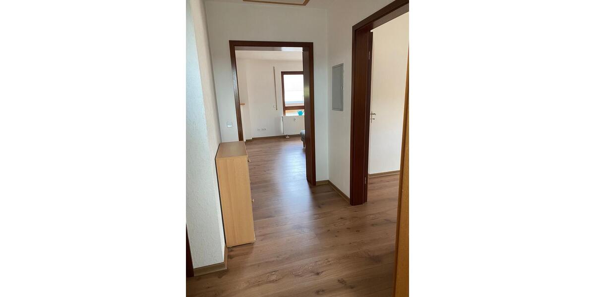 Dachgeschoßwohnung Markt Erlbach - 2 Zimmer, 62 m&sup2;, 680&euro; | Angebot:25236560