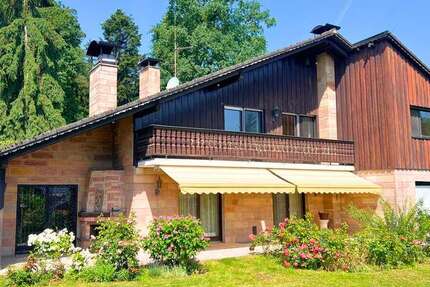 Haus Igensdorf-Unterlindelbach Unterlindelbach - 7 Zimmer, 362 m&sup2;, 1.249.000&euro; | Angebot:25710929