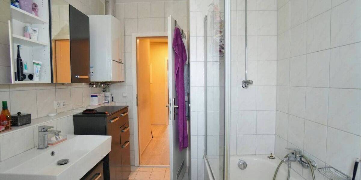 Etagenwohnung Nürnberg Schweinau - 3 Zimmer, 73 m&sup2;, 229.000&euro; | Angebot:25685629