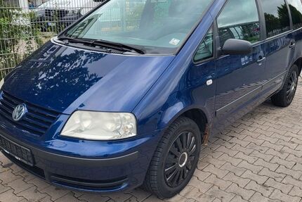 VW Sharan 284.000 km 1.900 &euro; Nürnberg 90449