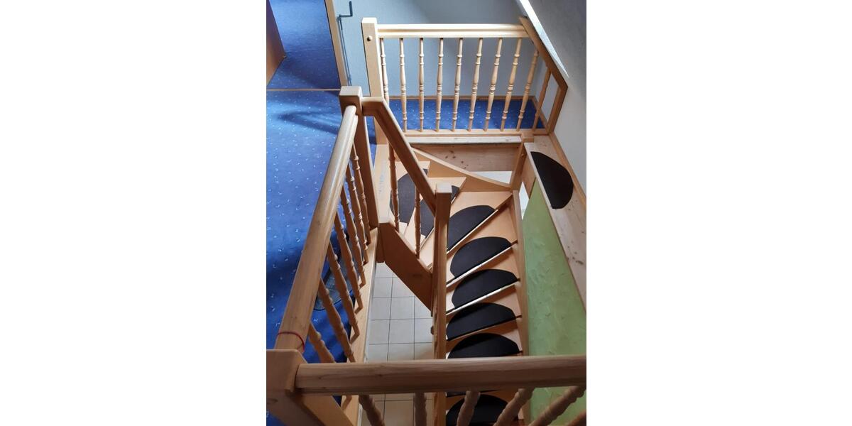 Dachgeschoßwohnung Gerhardshofen - 5 Zimmer, 109 m&sup2;, 850&euro; | Angebot:25855009