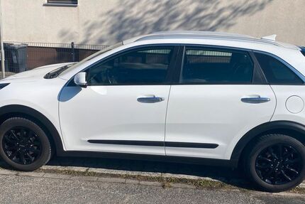 Kia Niro 89.000 km 16.500 &euro; Nürnberg 90427