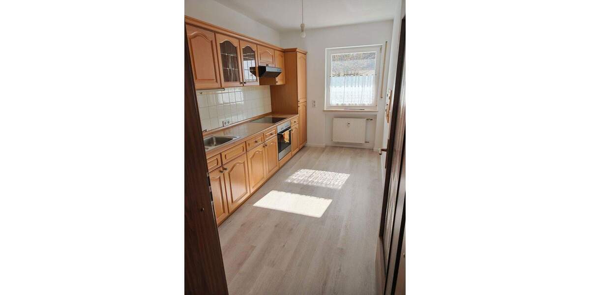 Etagenwohnung Uttenreuth - 3 Zimmer, 89 m&sup2;, 1.200&euro; | Angebot:25724247