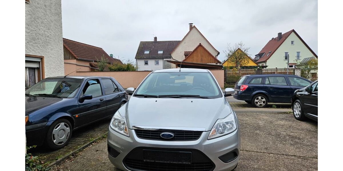 Ford Focus 81.000 km 3.980 &euro; Schwabach 91126