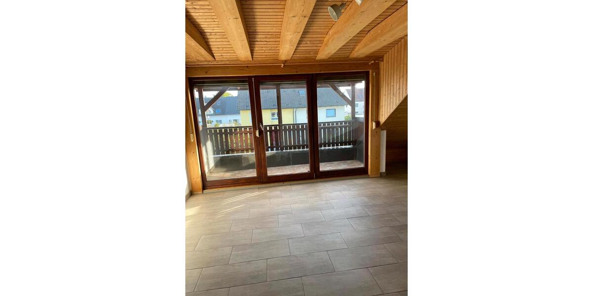 Dachgeschoßwohnung Erlangen Alterlangen - 3 Zimmer, 60 m&sup2;, 680&euro; | Angebot:27582423