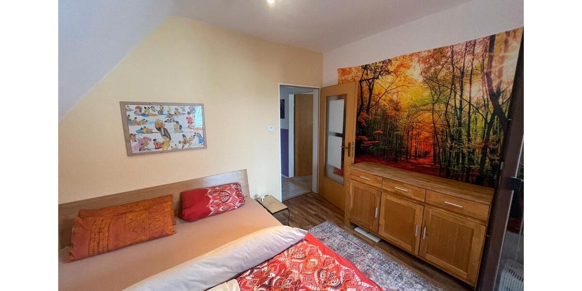 Dachgeschoßwohnung Erlangen Alterlangen - 3 Zimmer, 95 m&sup2;, 1.450&euro; | Angebot:26560512
