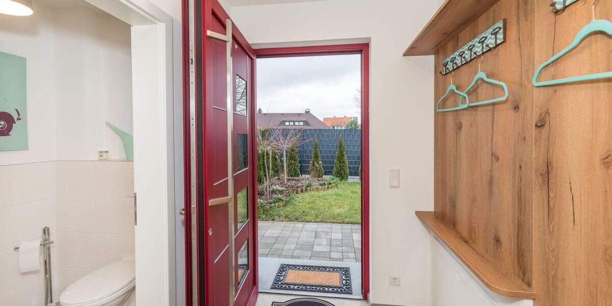 Doppelhaushälfte Oberreichenbach - 6 Zimmer, 196 m&sup2;, 2.490&euro; | Angebot:25665850