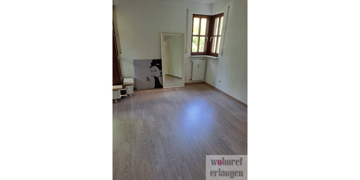 Etagenwohnung Buckenhof - 4 Zimmer, 93 m&sup2;, 1.250&euro; | Angebot:25731156