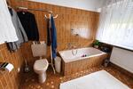 Einfamilienhaus mit Doppelgarage, Carport und großem Garten - Einfamilienhaus Weisendorf | Angebot:27651236