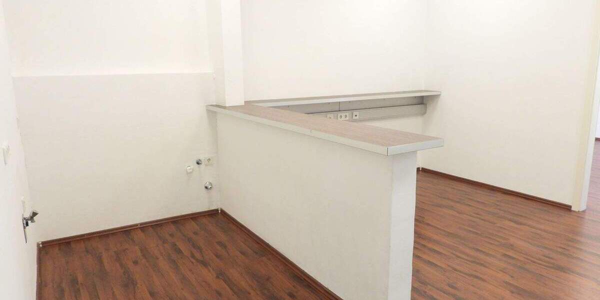 Gewerbeobjekt Nürnberg St Peter - 4 Zimmer, 100 m&sup2;, 890&euro; | Angebot:25915935