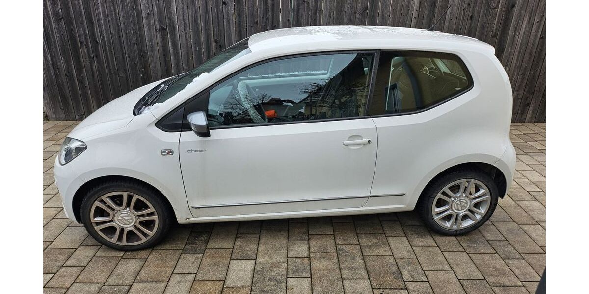 VW up! 83.005 km 4.499 &euro; Schnaittach 91220