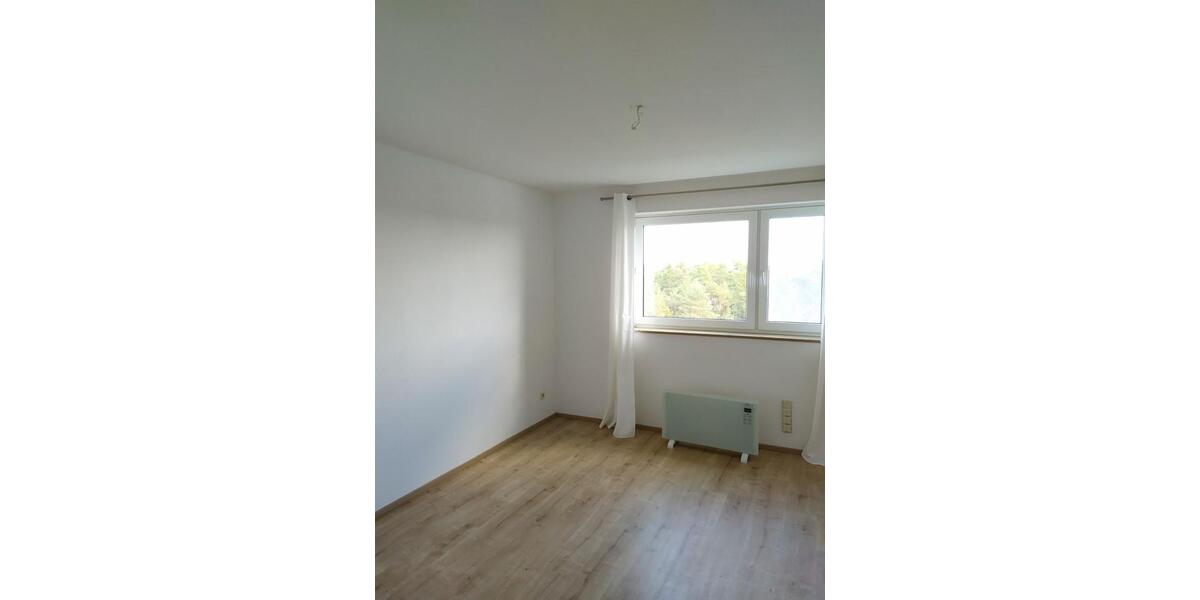 Etagenwohnung Erlangen Alterlangen - 3 Zimmer, 80 m&sup2;, 1.100&euro; | Angebot:26639969