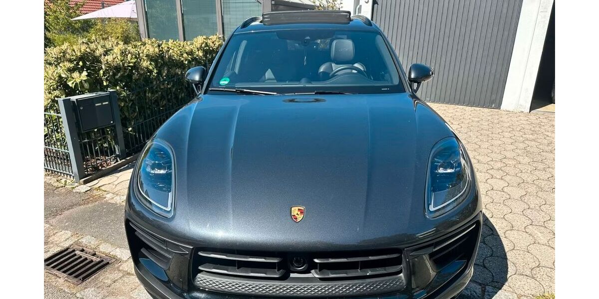 Porsche Macan 47.000 km 76.799 &euro; Zirndorf 90513