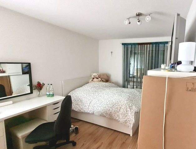 Etagenwohnung Nürnberg Steinbühl - 6 Zimmer, 142 m&sup2;, 425.000&euro; | Angebot:25668898
