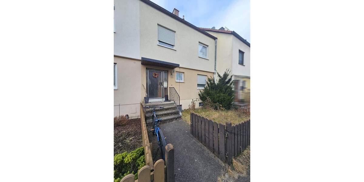 Reihenmittelhaus Nürnberg Gaulnhofen - 5 Zimmer, 149 m&sup2;, 565.000&euro; | Angebot:25899483