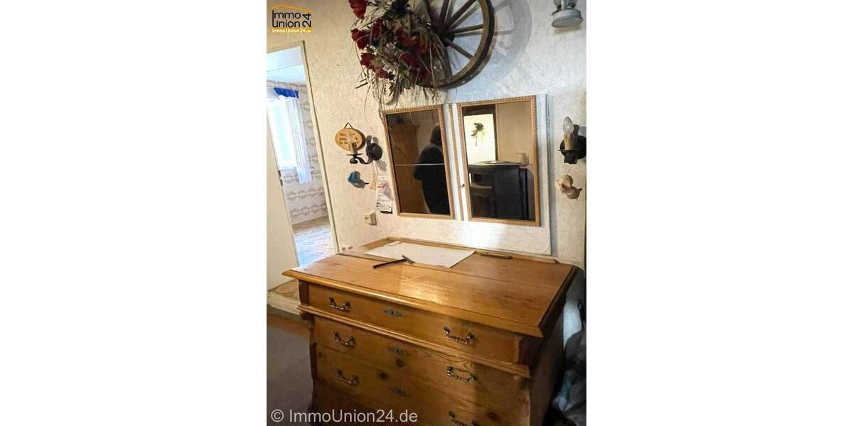 Mehrfamilienhaus, Wohnhaus Altdorf bei Nürnberg Altdorf - 6 Zimmer, 150 m&sup2;, 225.000&euro; | Angebot:25662829