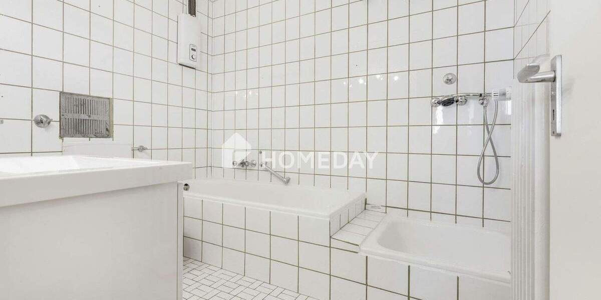 Etagenwohnung Erlangen Sieglitzhof - 3 Zimmer, 83 m&sup2;, 299.000&euro; | Angebot:25741085