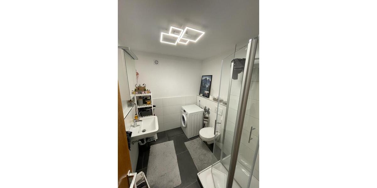 Dachgeschoßwohnung Buckenhof - 2 Zimmer, 60 m&sup2;, 1.000&euro; | Angebot:26549894