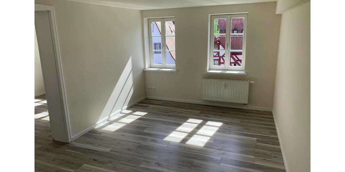 Dachgeschoßwohnung Fürth Altstadt - 2.5 Zimmer, 52 m&sup2;, 220.000&euro; | Angebot:26416036