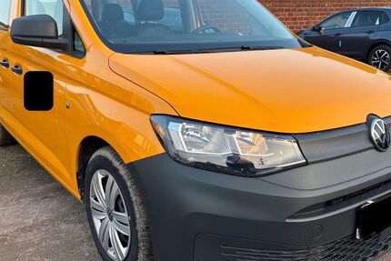 VW Caddy 156.739 km 14.800 &euro; Nürnberg 90431