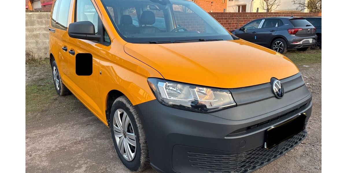 VW Caddy 156.739 km 14.800 &euro; Nürnberg 90431