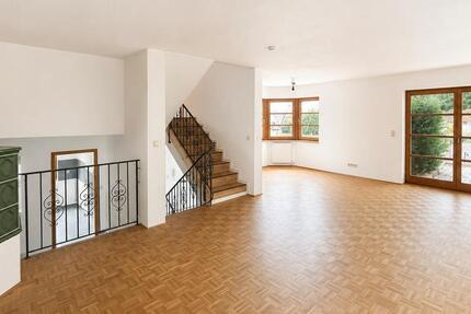 Haus Forchheim - 5 Zimmer, 120 m&sup2;, 1.900&euro; | Angebot:26560625