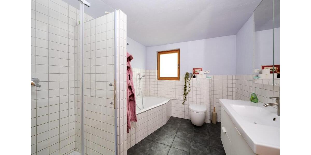 Einfamilienhaus Neunkirchen am Brand - 7 Zimmer, 220 m&sup2;, 749.000&euro; | Angebot:26662991