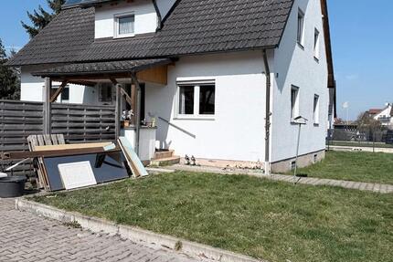 Haus Forchheim - 5.5 Zimmer, 140 m&sup2;, 1.600&euro; | Angebot:25831965