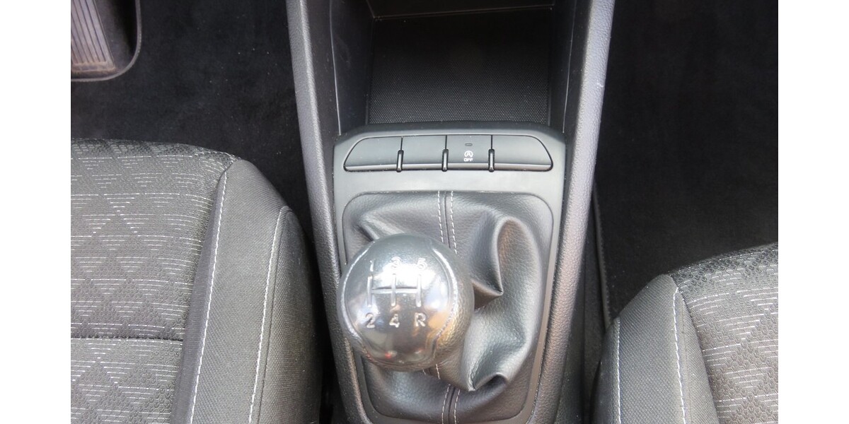 Kia Rio 86.100 km 8.000 &euro; Abenberg 91183