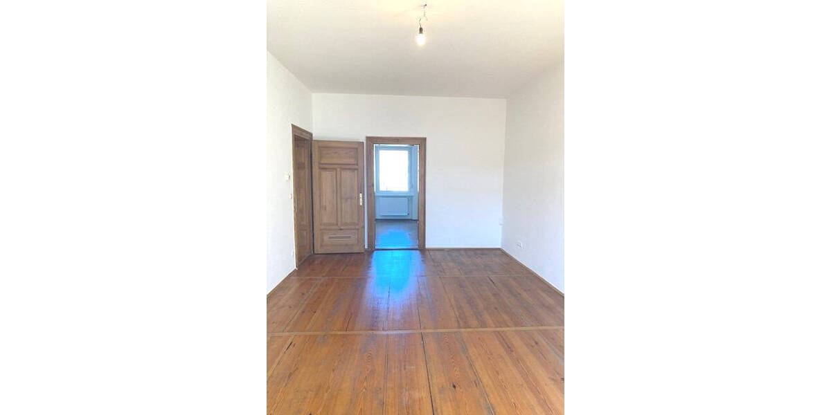 Etagenwohnung Nürnberg St Johannis - 5 Zimmer, 150 m&sup2;, 1.550&euro; | Angebot:26799159