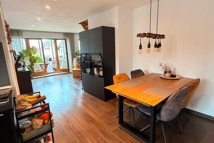 Wohnung Fürth Eigenes Heim - 3 Zimmer, 79 m&sup2;, 1.150&euro; | Angebot:27593819