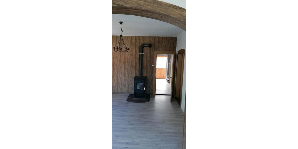 Einfamilienhaus Schwabach - 7 Zimmer, 120 m&sup2;, 1.600&euro; | Angebot:25942046